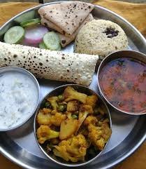 GRAVY SABJI, DRY SABJI , DAL RICE ,ONE PICKLE  4 CHAPATI , [ LIMITED ] 
